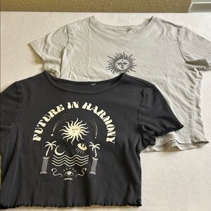 Love Gray Sun Graphic Women's Crop Top, bundle of two crop top Size S